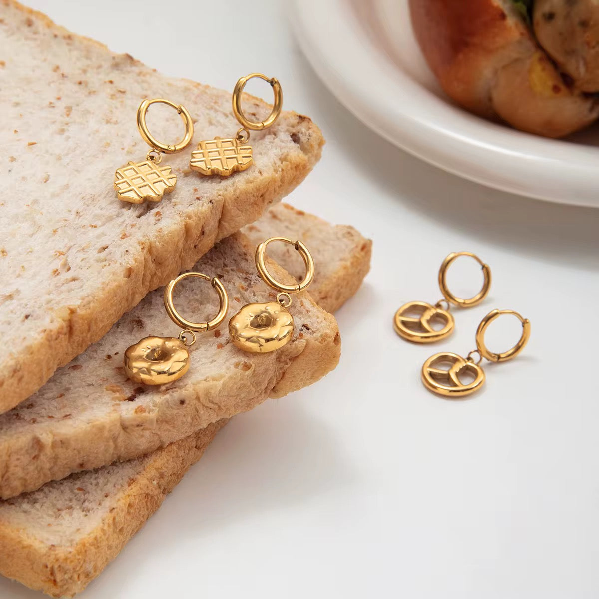 Donut waffle pretzel Hoops