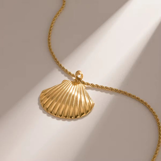 Chunky Shell Necklace