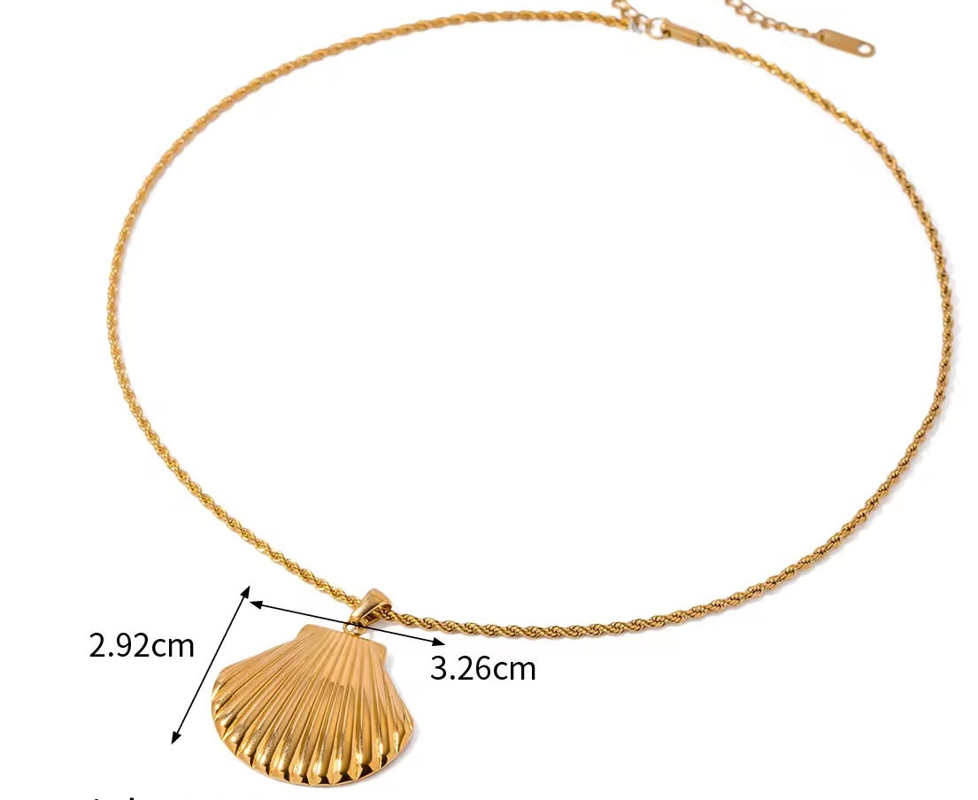Chunky Shell Necklace
