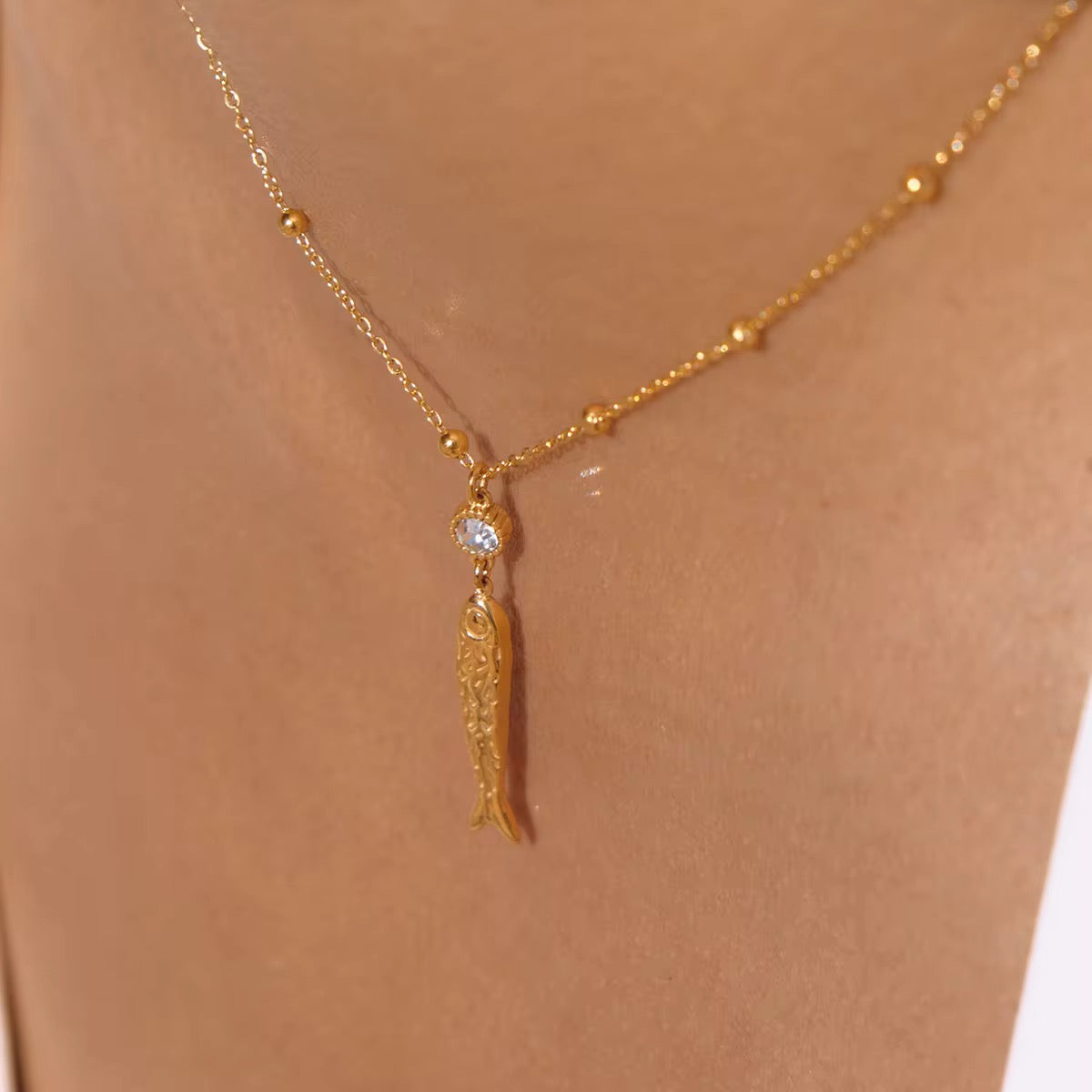Fishy stone necklace