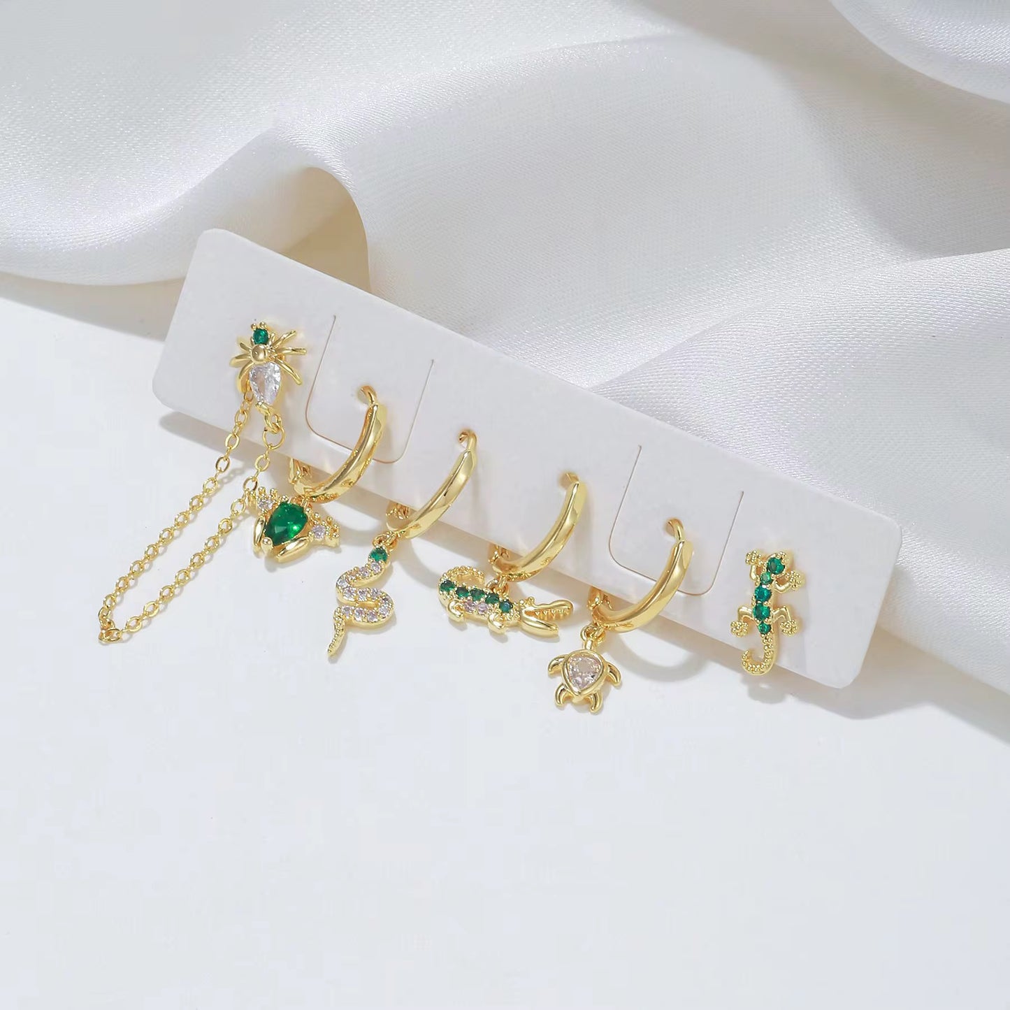 Reptiles Studs set