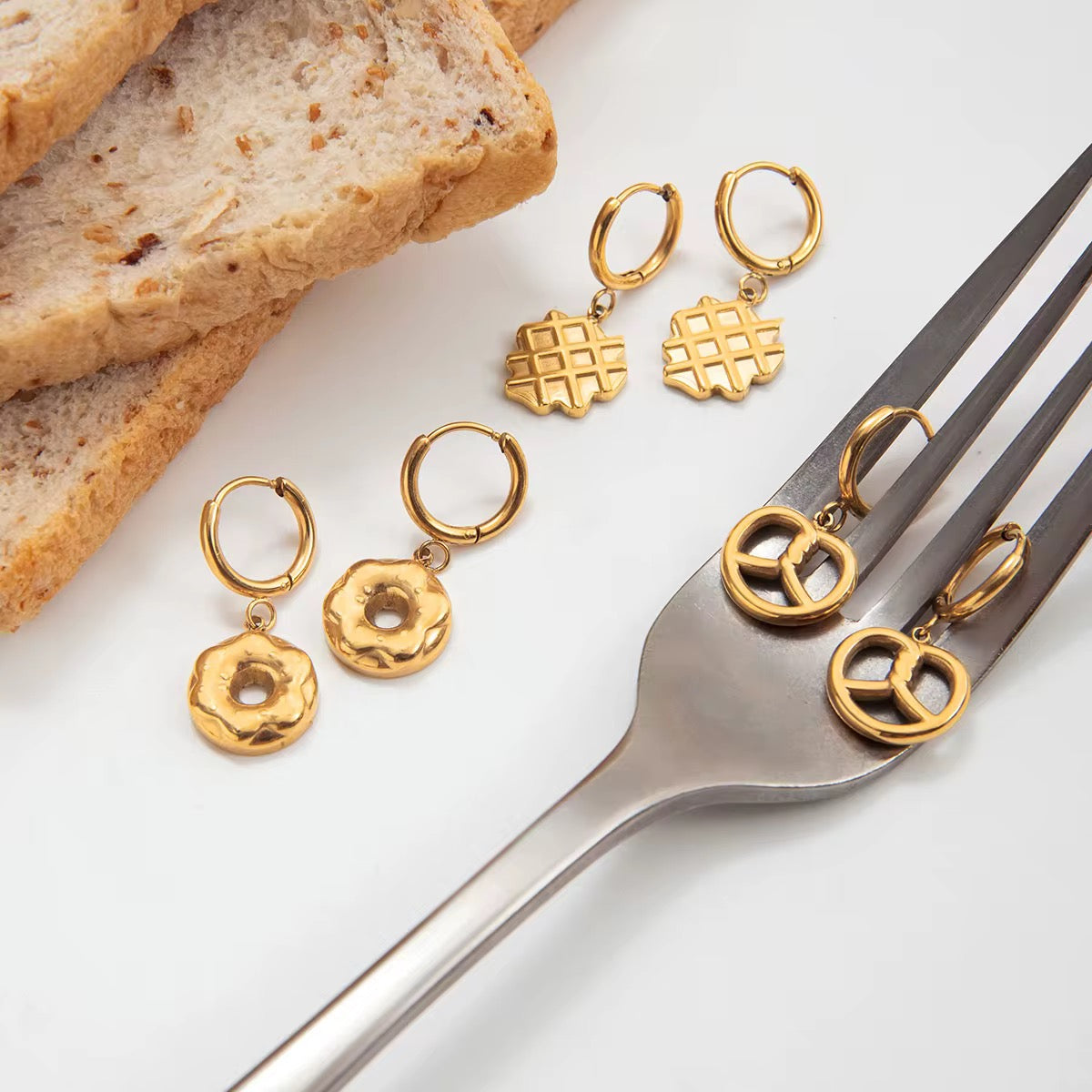 Donut waffle pretzel Hoops