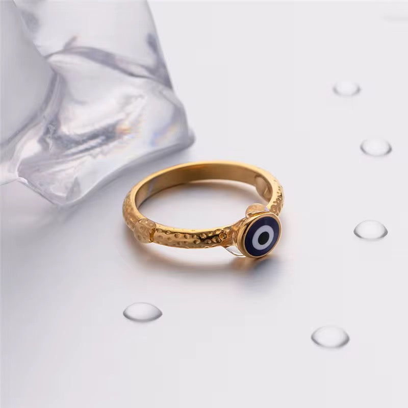 Simple Eye Ring