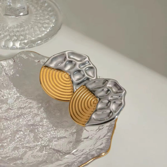 Dual Tone textured studs