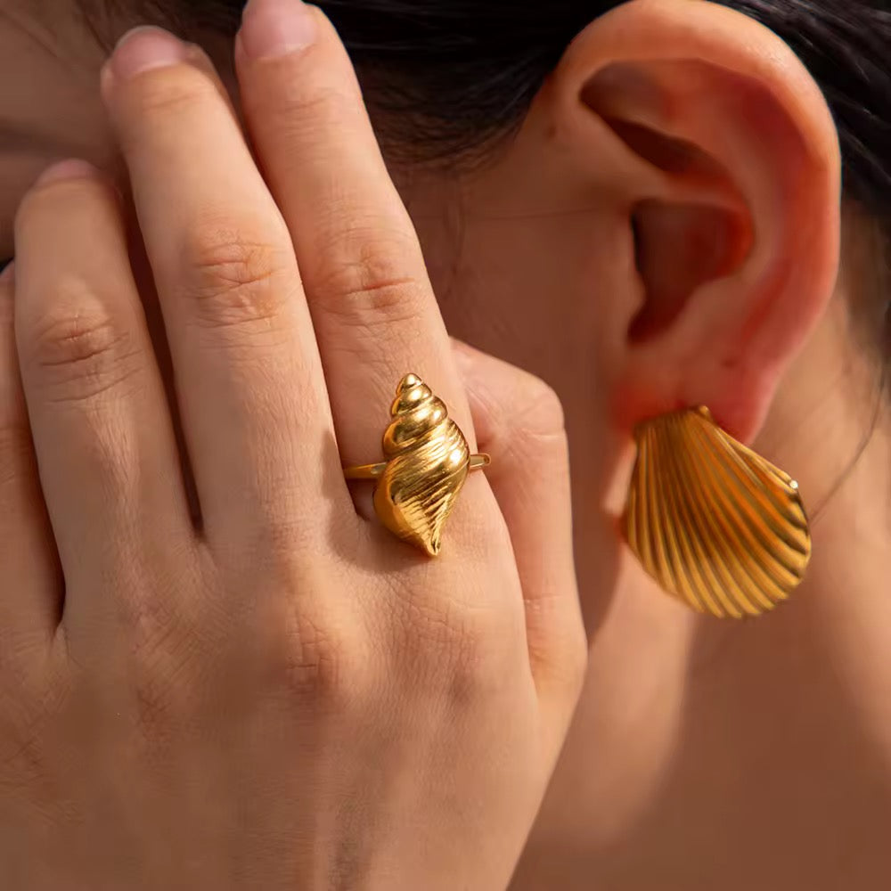 Conch ring