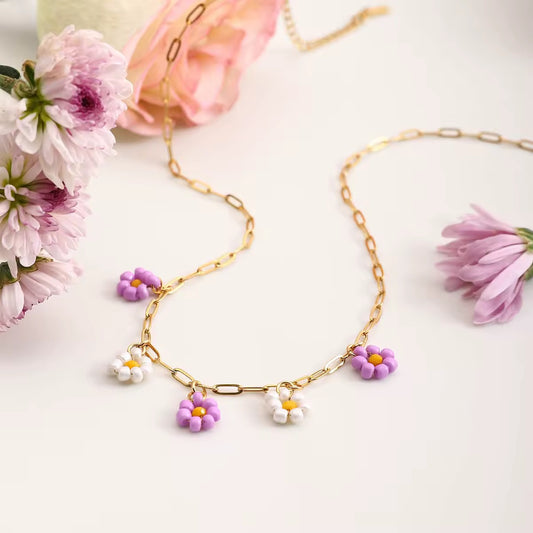 Flower Minimalist necklace