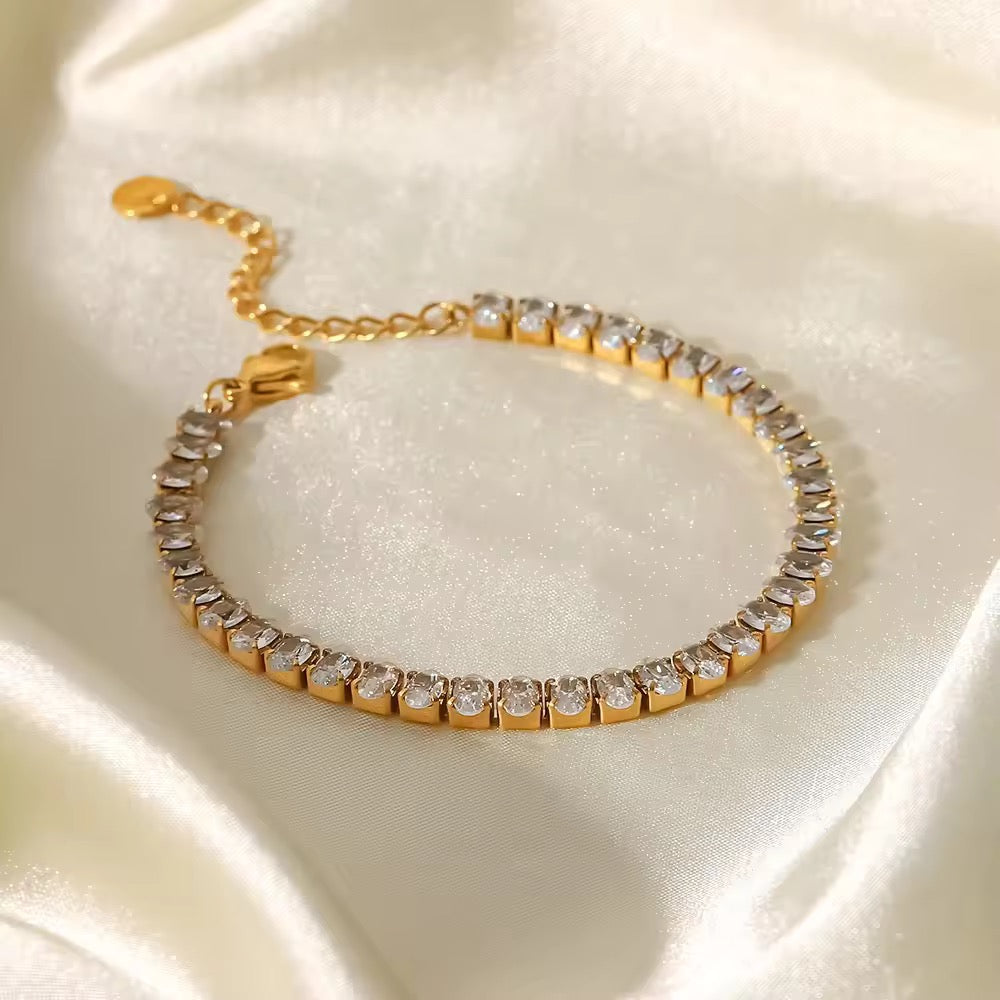 Oval Zirconia tennis bracelet
