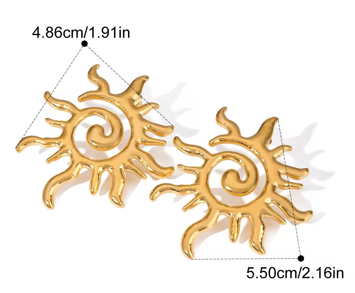 Oversized Sun Studs