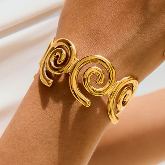 Spiral Chunky cuff