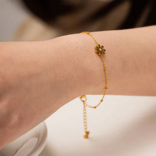 Minimalist Flower Bracelet